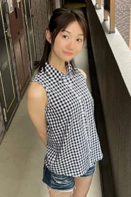 FC2PPV-4574477 [BONUS] Kaede came to her father’s house to make some money, and today she also has the luxury of having a middle-aged man’s stinky semen shot into her pussy